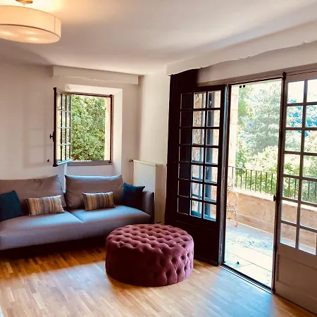 With Spectacular Views - Pool House With Outdoor Kitchen And Pizza Oven *